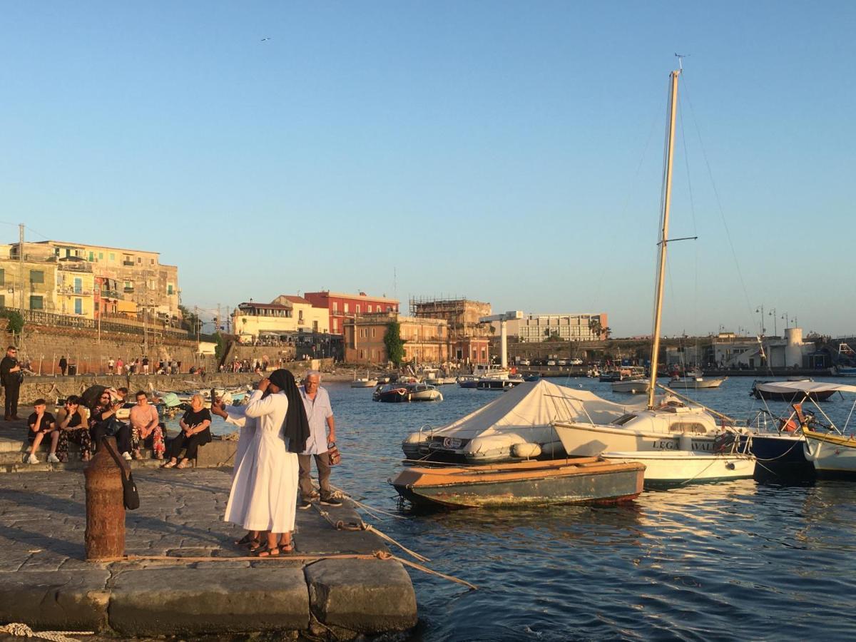 Neapolis Bay Leilighet Portici Eksteriør bilde