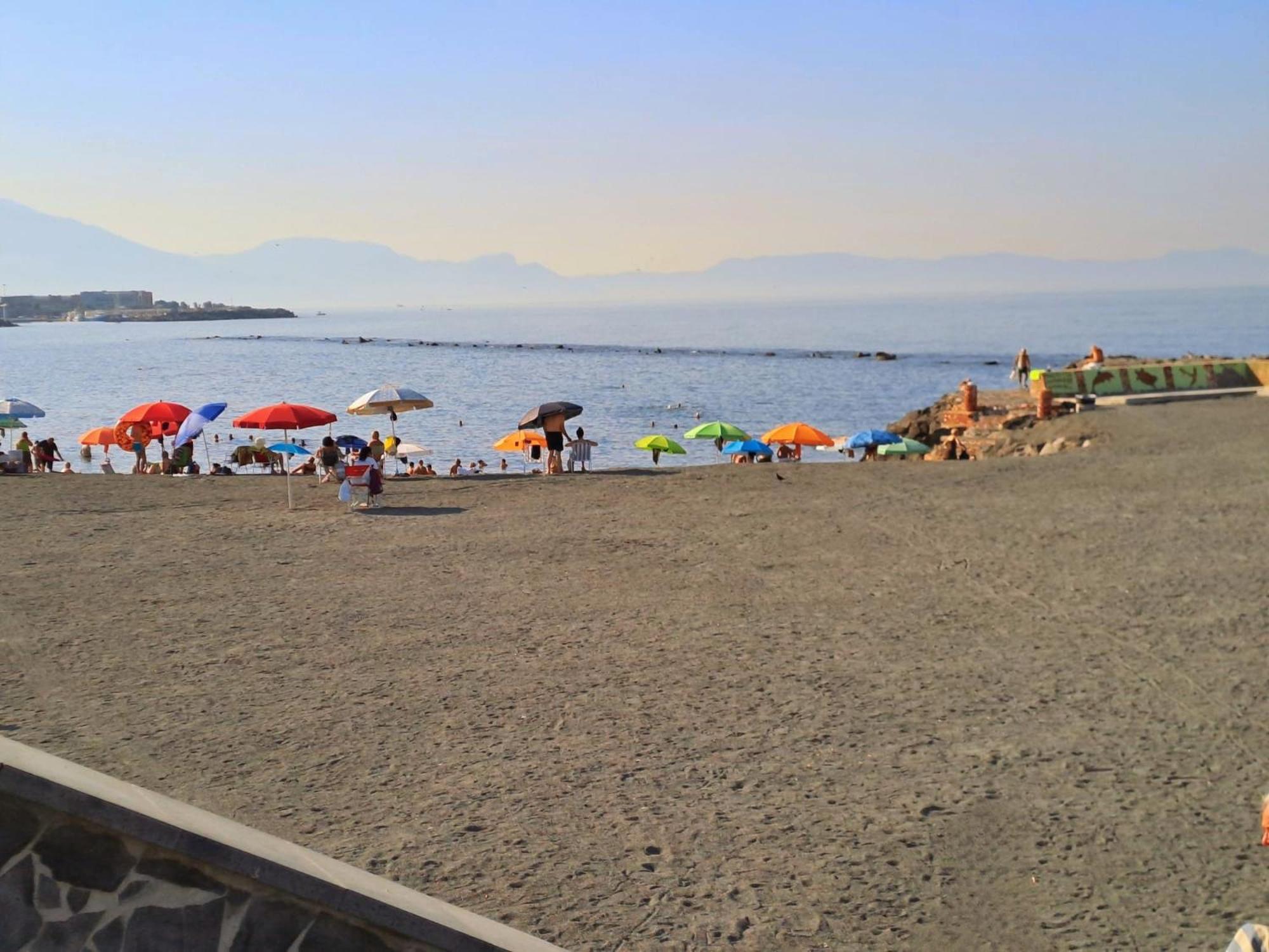 Neapolis Bay Leilighet Portici Eksteriør bilde